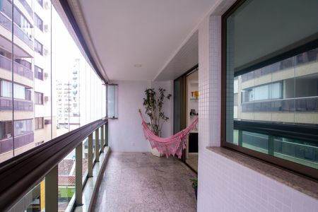 Apartamento à venda com 261m², 4 quartos e 3 vagasVaranda da Sala