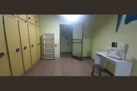 Casa à venda com 282m², 4 quartos e 3 vagasQuarto 1