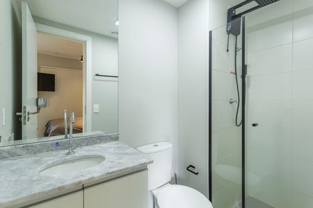 Studio para alugar com 27m², 1 quarto e sem vaga Studio para alugar com 27m², 1 quarto e sem vagaBanheiro