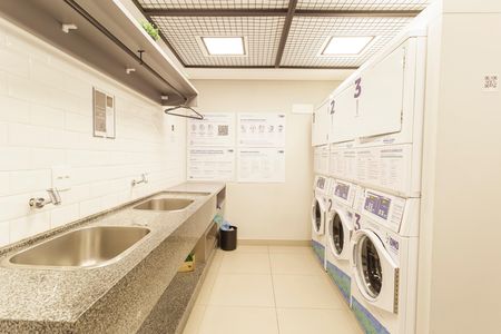 Studio para alugar com 27m², 1 quarto e sem vaga Studio para alugar com 27m², 1 quarto e sem vagaÁrea comum - Lavanderia