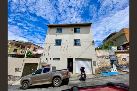 Casa para alugar com 140m², 3 quartos e sem vagaFachada