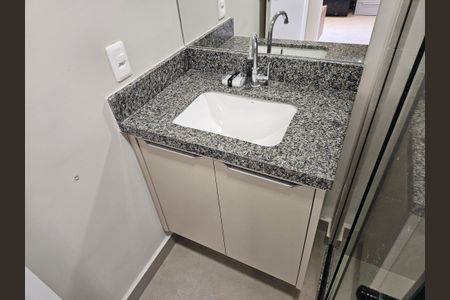 Apartamento para alugar com 31m², 1 quarto e sem vaga Apartamento para alugar com 31m², 1 quarto e sem vagaBanheiro