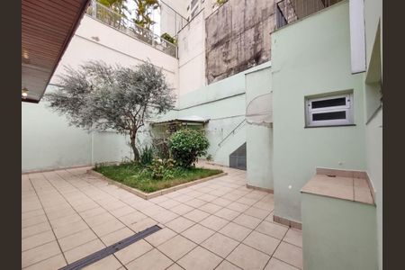 Casa à venda com 311m², 4 quartos e 2 vagas