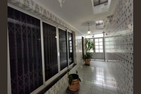 Casa à venda com 311m², 4 quartos e 2 vagas