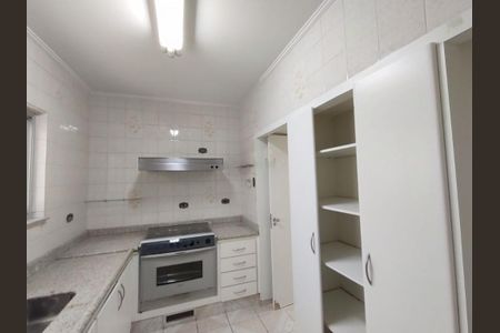 Casa à venda com 311m², 4 quartos e 2 vagas