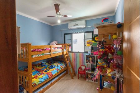 Casa à venda com 142m², 3 quartos e 2 vagasQuarto 1