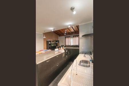 Casa à venda com 142m², 3 quartos e 2 vagasCozinha