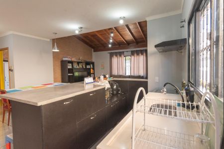 Casa à venda com 142m², 3 quartos e 2 vagasCozinha