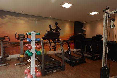 Apartamento à venda com 205m², 3 quartos e 3 vagasÁrea comum - Academia