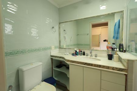 Apartamento à venda com 205m², 3 quartos e 3 vagasBanheiro da Suíte 3