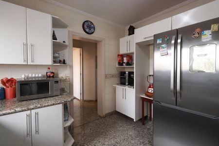 Apartamento à venda com 205m², 3 quartos e 3 vagasCozinha