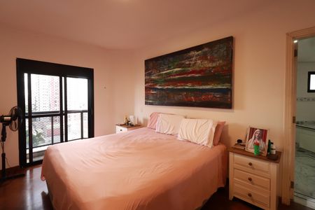 Apartamento à venda com 205m², 3 quartos e 3 vagasQuarto 2 - Suíte