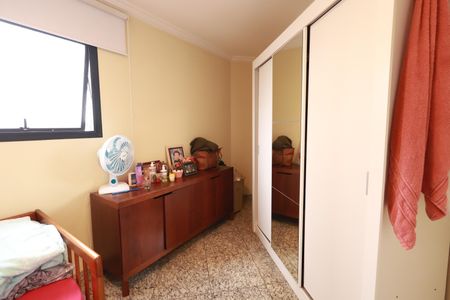 Apartamento à venda com 205m², 3 quartos e 3 vagasQuarto 4