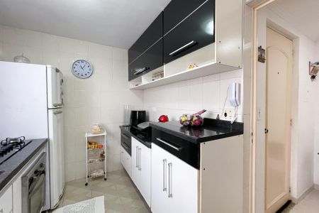 Apartamento à venda com 56m², 2 quartos e 1 vagaCozinha