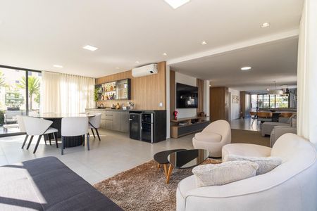 Apartamento à venda com 295m², 3 quartos e 2 vagasSala