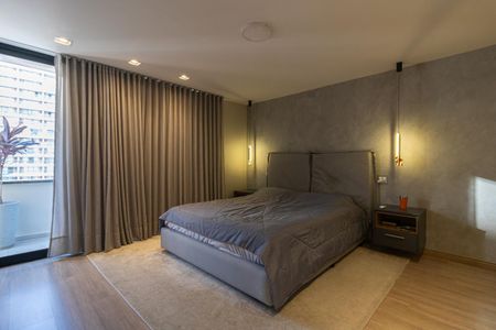 Apartamento à venda com 295m², 3 quartos e 2 vagas Suíte 1