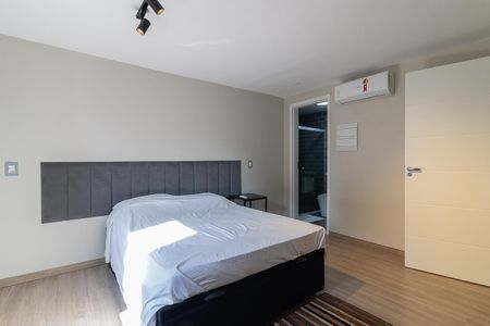 Apartamento à venda com 295m², 3 quartos e 2 vagasSuíte 2