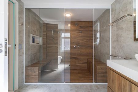 Apartamento à venda com 295m², 3 quartos e 2 vagasBanheiro da Suíte 1