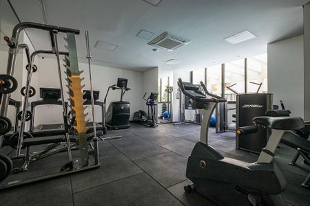 Apartamento à venda com 226m², 3 quartos e 4 vagas Apartamento à venda com 226m², 3 quartos e 4 vagasAcademia