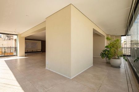 Apartamento à venda com 226m², 3 quartos e 4 vagas Apartamento à venda com 226m², 3 quartos e 4 vagasSala