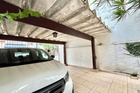 Casa à venda com 200m², 4 quartos e 2 vagasGaragem