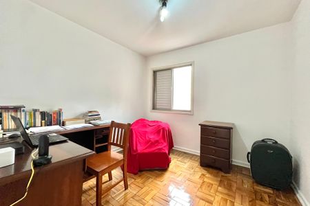 Casa à venda com 200m², 4 quartos e 2 vagasQuarto 2