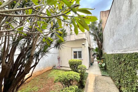 Casa à venda com 200m², 4 quartos e 2 vagasQuintal