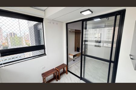 Apartamento para alugar com 40m², 2 quartos e 1 vaga Apartamento para alugar com 40m², 2 quartos e 1 vagaSala - Sala de Jantar Varanda