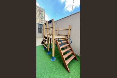 Apartamento para alugar com 40m², 2 quartos e 1 vaga Apartamento para alugar com 40m², 2 quartos e 1 vagaPlayground