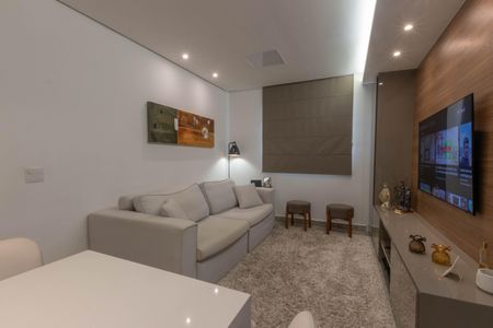 Apartamento à venda com 62m², 2 quartos e 2 vagasSala