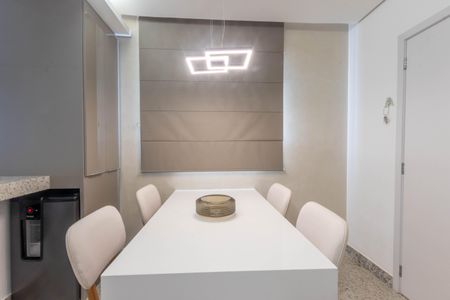 Apartamento à venda com 62m², 2 quartos e 2 vagasSala