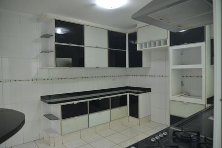 Casa para alugar com 168m², 3 quartos e 5 vagasCozinha
