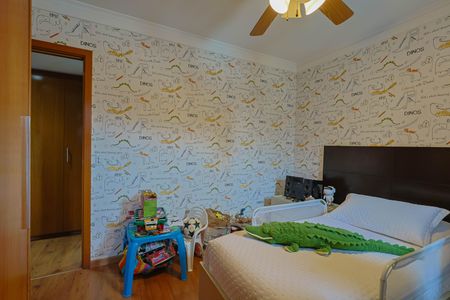 Apartamento à venda com 168m², 4 quartos e 3 vagasQuarto 2