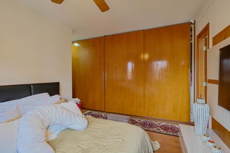 Apartamento à venda com 168m², 4 quartos e 3 vagas Suíte 2