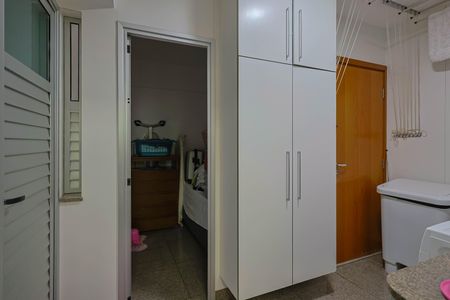 Apartamento à venda com 168m², 4 quartos e 3 vagasÁrea de Serviço