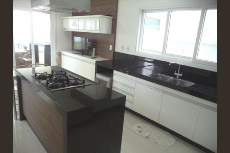 Casa de condomínio à venda com 300m², 3 quartos e 4 vagas Casa de condomínio à venda com 300m², 3 quartos e 4 vagasFoto 27