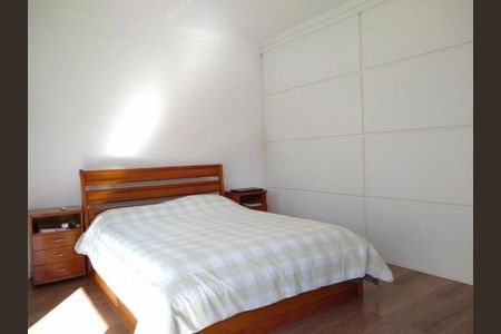 Casa de condomínio à venda com 300m², 3 quartos e 4 vagas Casa de condomínio à venda com 300m², 3 quartos e 4 vagasFoto 05