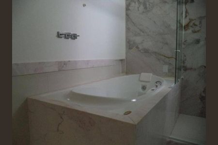 Casa de condomínio à venda com 300m², 3 quartos e 4 vagas Casa de condomínio à venda com 300m², 3 quartos e 4 vagasFoto 09