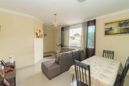 Apartamento à venda com 118m², 3 quartos e 4 vagas Apartamento à venda com 118m², 3 quartos e 4 vagasSala