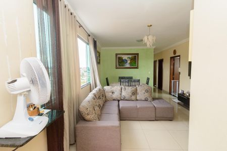 Apartamento à venda com 118m², 3 quartos e 4 vagas Apartamento à venda com 118m², 3 quartos e 4 vagasSala