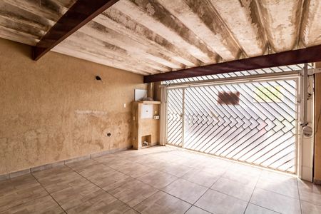 Casa à venda com 140m², 2 quartos e 2 vagas Casa à venda com 140m², 2 quartos e 2 vagasGaragem