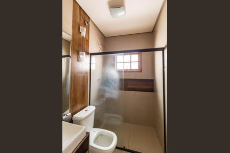 Casa à venda com 140m², 2 quartos e 2 vagas Casa à venda com 140m², 2 quartos e 2 vagasBanheiro