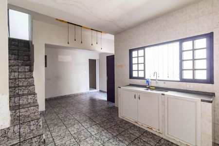 Casa à venda com 140m², 2 quartos e 2 vagas Casa à venda com 140m², 2 quartos e 2 vagasCozinha