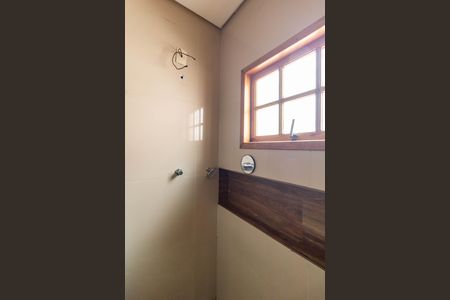 Casa à venda com 140m², 2 quartos e 2 vagas Casa à venda com 140m², 2 quartos e 2 vagasBanheiro