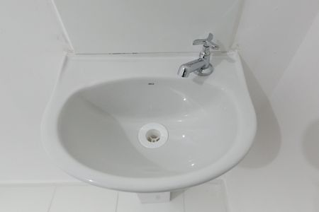 Apartamento para alugar com 43m², 1 quarto e sem vagaDetalhe do Banheiro 