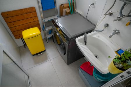 Apartamento à venda com 65m², 3 quartos e 1 vagaÁrea de Serviço