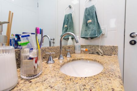 Apartamento à venda com 164m², 3 quartos e 3 vagasBanheiro 2