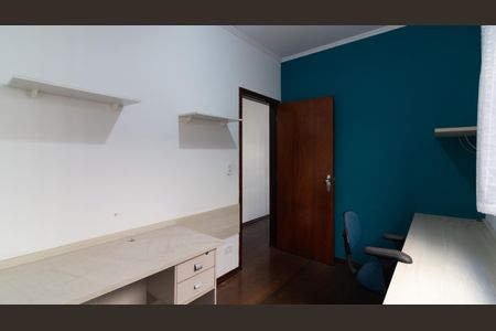 Casa à venda com 120m², 3 quartos e 4 vagas Casa à venda com 120m², 3 quartos e 4 vagasQuarto 2