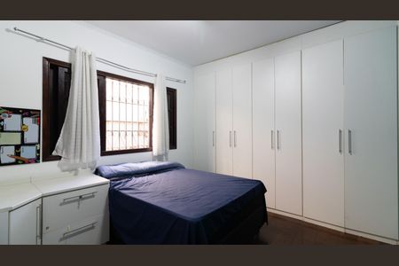 Casa à venda com 120m², 3 quartos e 4 vagas Casa à venda com 120m², 3 quartos e 4 vagasSuíte