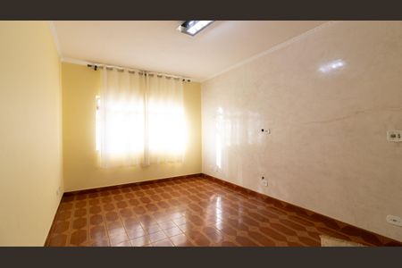 Casa à venda com 120m², 3 quartos e 4 vagas Casa à venda com 120m², 3 quartos e 4 vagasSala